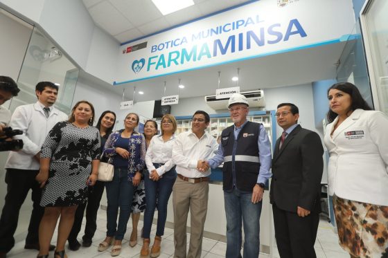 Municipio de Surco y el MINSA inauguran nueva Botica Municipal en Loma Amarilla