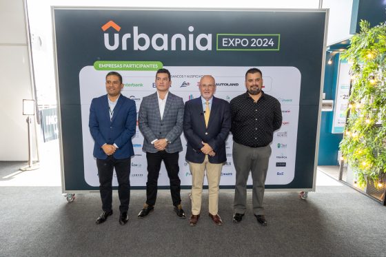 Alcalde Carlos Bruce inauguró la feria inmobiliaria ExpoUrbania 2024 en la explanada del Jockey Plaza