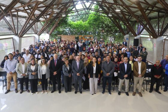 Comerciantes de mercados de Surco se capacitan con expertos de Cetrum PUCP y entidades financieras