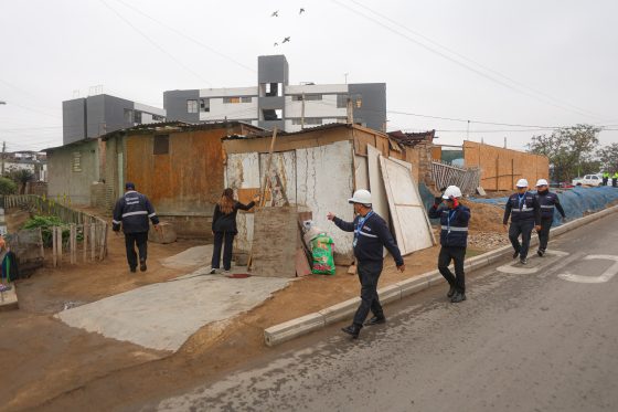 Vecinos de Surco retiran voluntariamente construcciones que ocupaban espacio público en Av. Paseo de la República