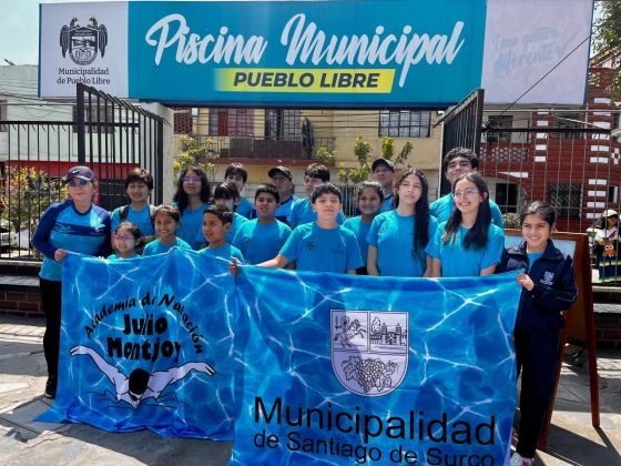 Jóvenes deportistas acuáticos de Surco obtienen 33 medallas en torneo de natación