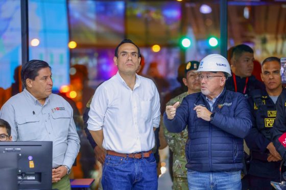 Presidente José Jerí visitó la moderna Central de Monitoreo de Surco