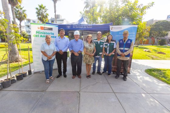 Siembran 40 árboles en Santiago de Surco por el Día de la Tierra