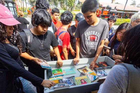 Surco promueve la lectura con exitosa “Lecturatón” en el Parque de la Amistad