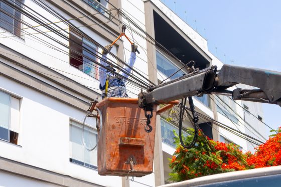 Municipalidad de Surco retira más de 36 mil metros de cables en mal estado en lo que va del año