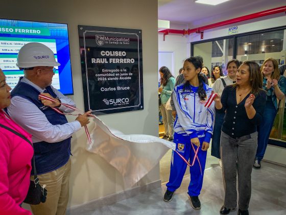 Surco inaugura el Coliseo Ferrero, moderno complejo deportivo con piscina temperada y moderno gimnasio